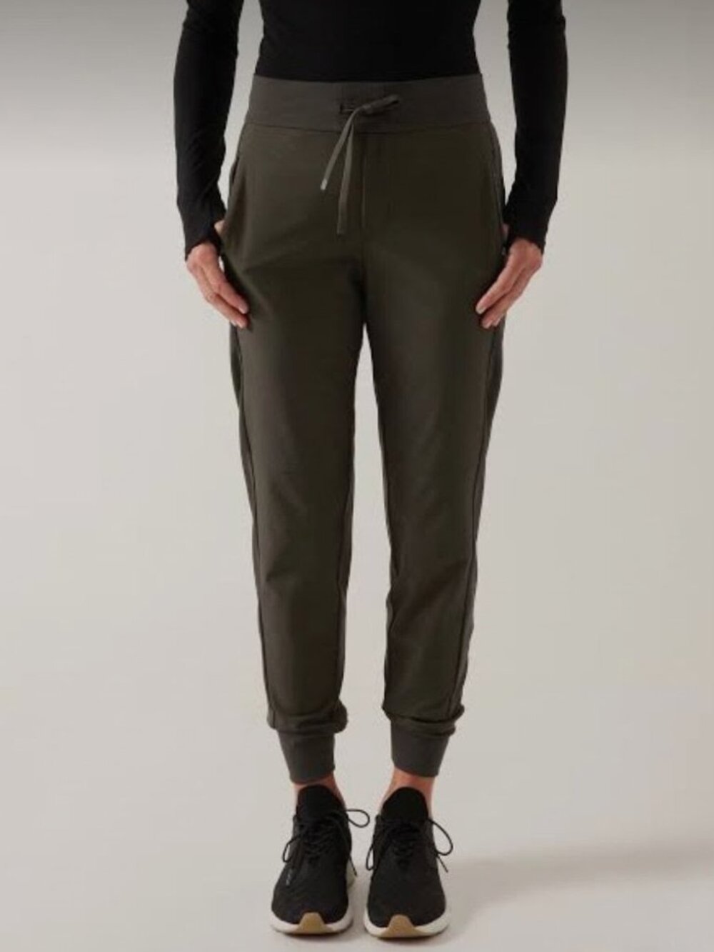 Athleta Headlands Hybrid Trek Jogger hiking pants green size 2